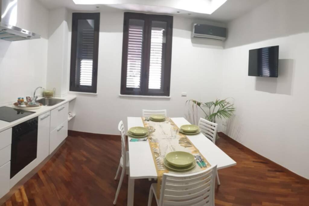 רג'יו די קאלאבריה Casual Life Suite מראה חיצוני תמונה